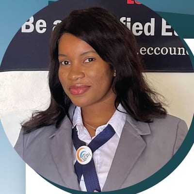 Portrait de Fatouma Lamarana Diallo, diplômée du BTS Cybersécurité de l’ECPI Dakar